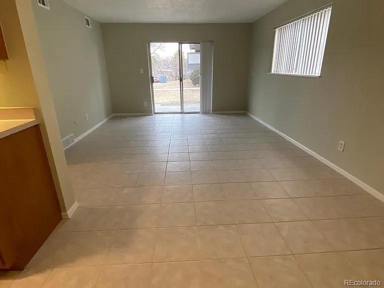 MLS Image #6 for 100 e highline circle,centennial, Colorado
