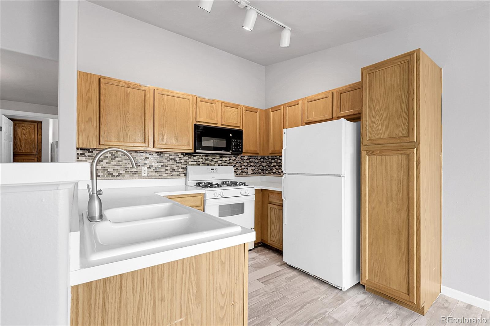 MLS Image #8 for 8475  pebble creek way 204,highlands ranch, Colorado