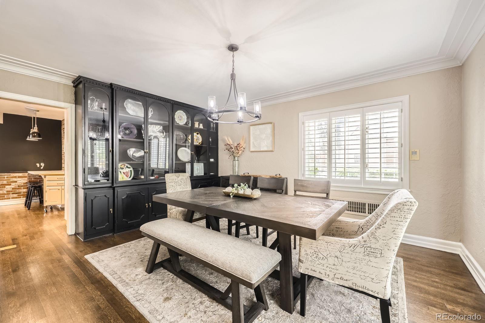 MLS Image #13 for 1000 n monaco parkway,denver, Colorado