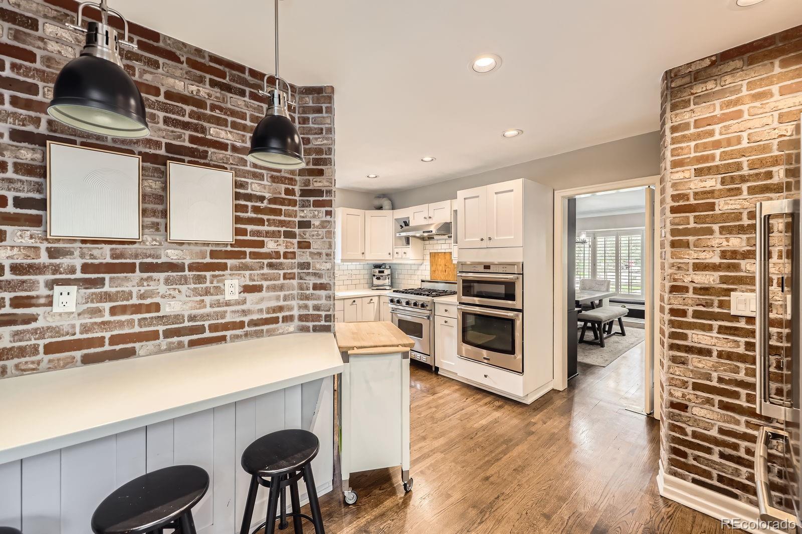 MLS Image #16 for 1000 n monaco parkway,denver, Colorado