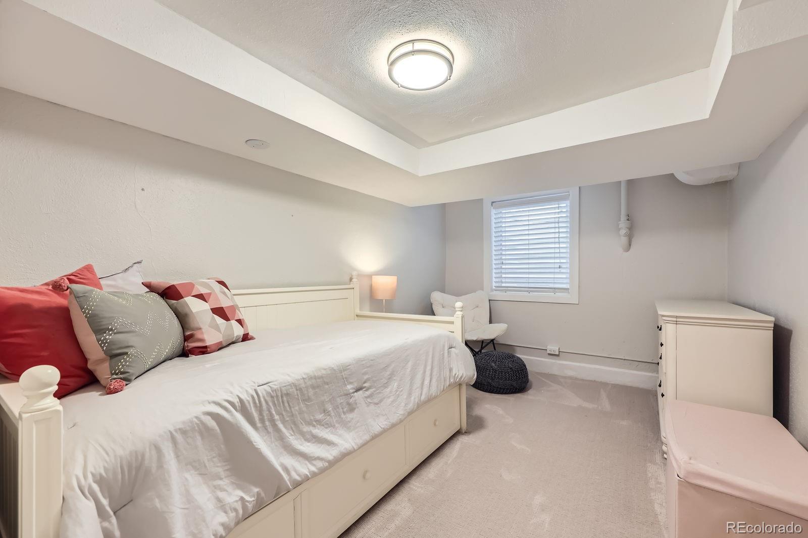 MLS Image #34 for 1000 n monaco parkway,denver, Colorado