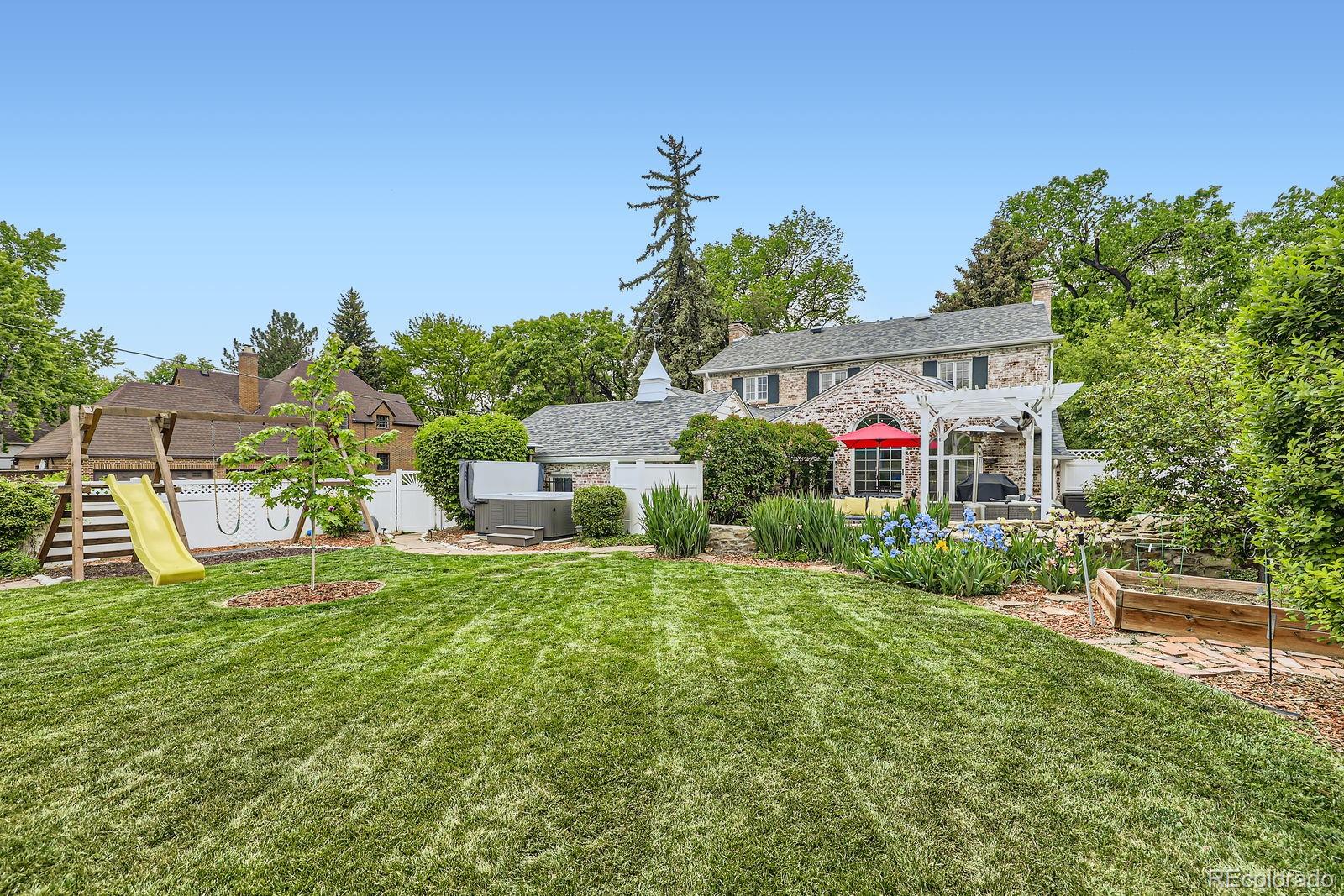 MLS Image #44 for 1000 n monaco parkway,denver, Colorado