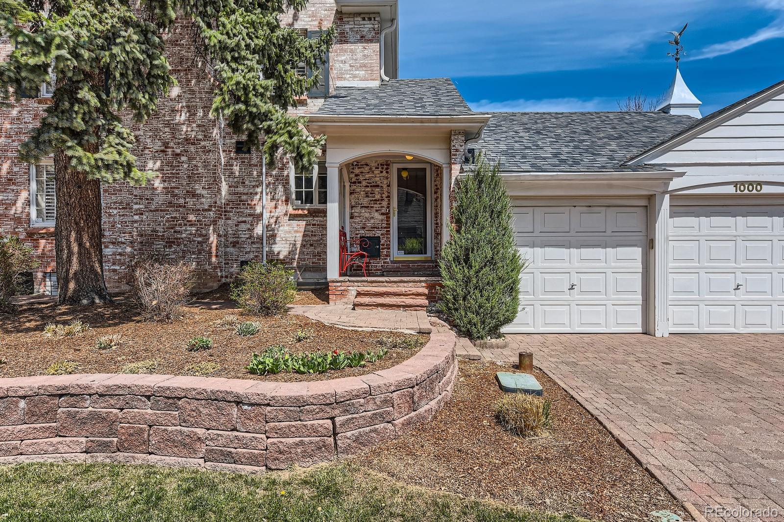 MLS Image #8 for 1000 n monaco parkway,denver, Colorado