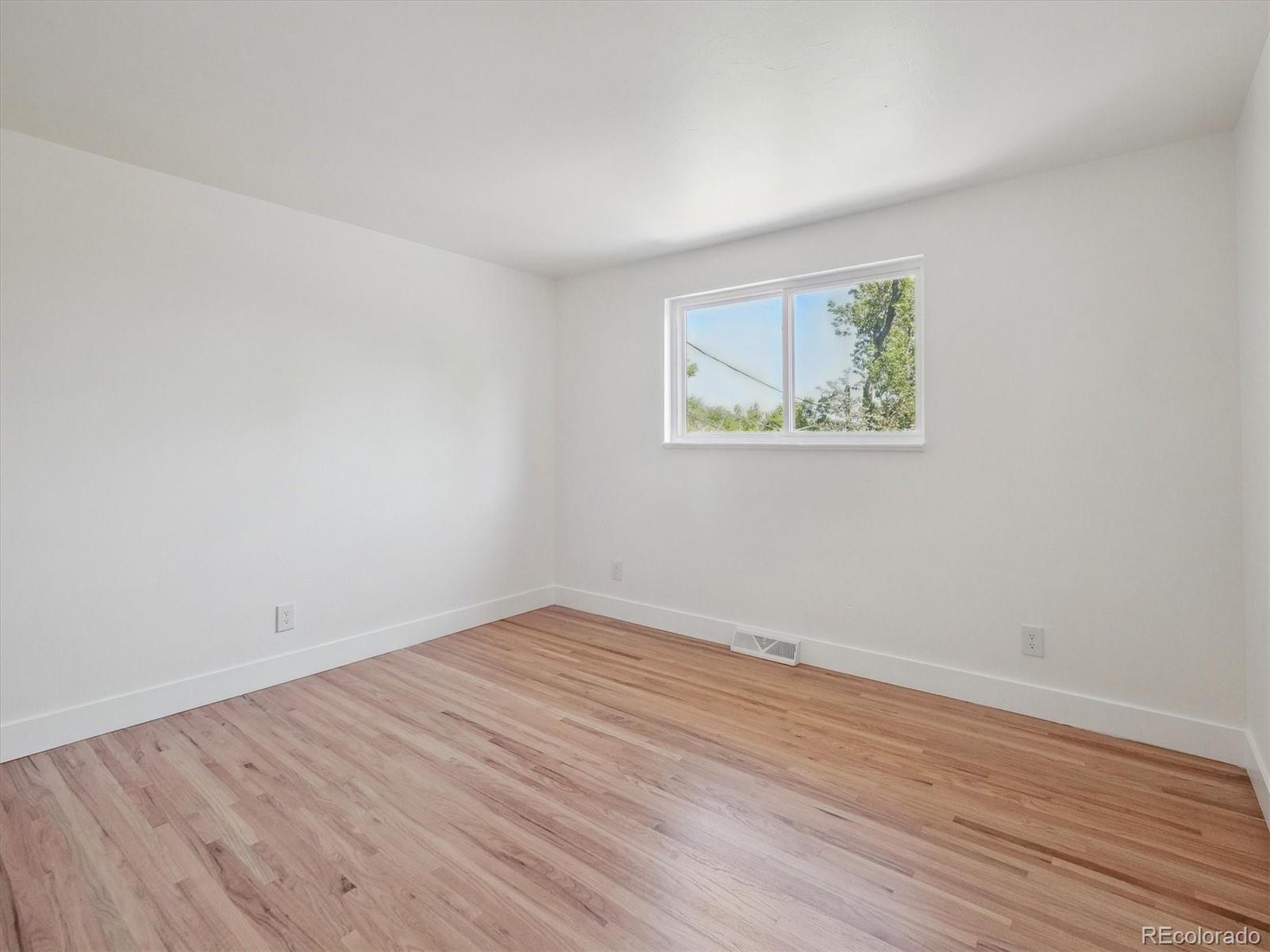 MLS Image #21 for 11569 w 27th avenue,lakewood, Colorado