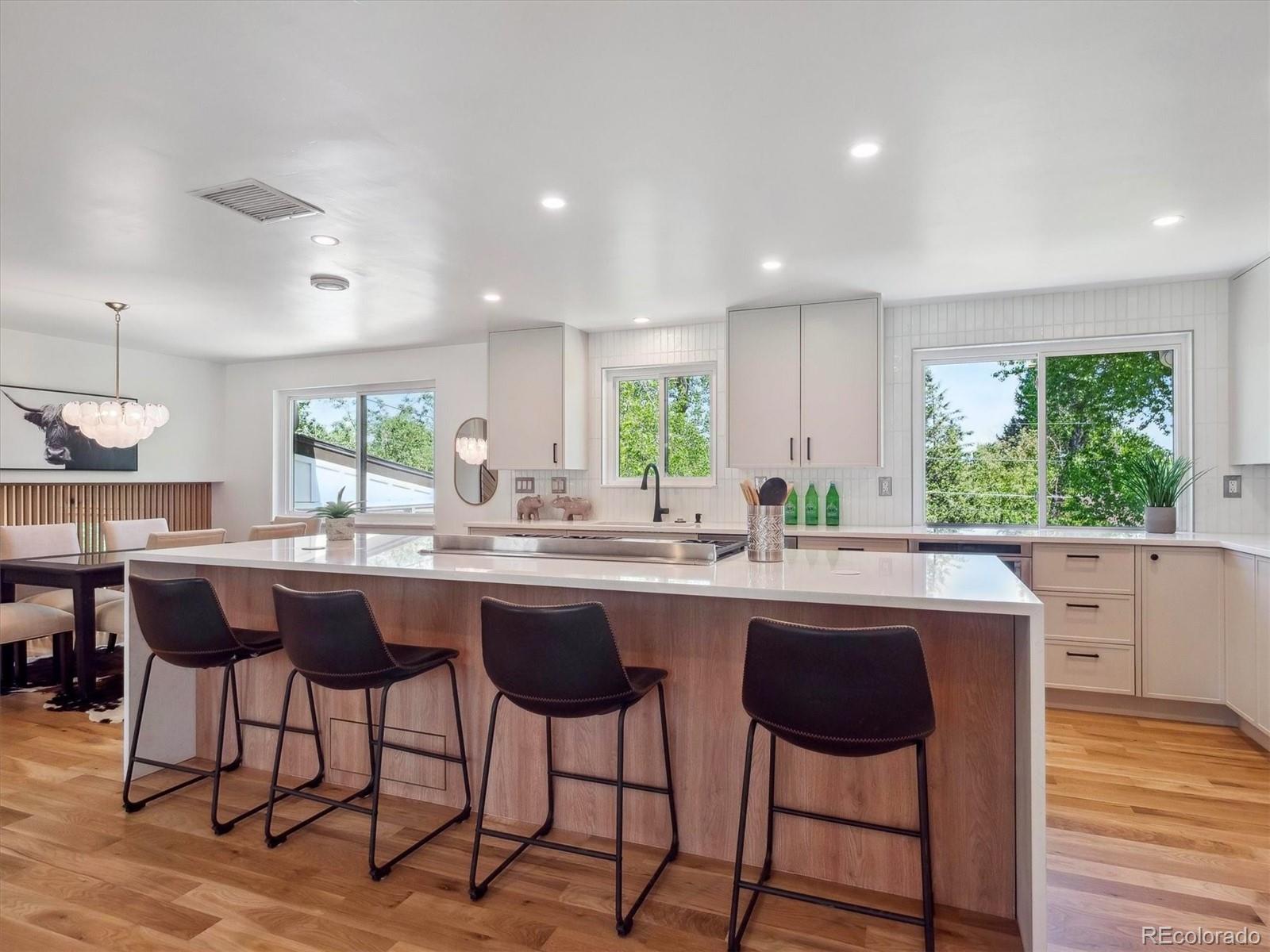 MLS Image #5 for 11569 w 27th avenue,lakewood, Colorado
