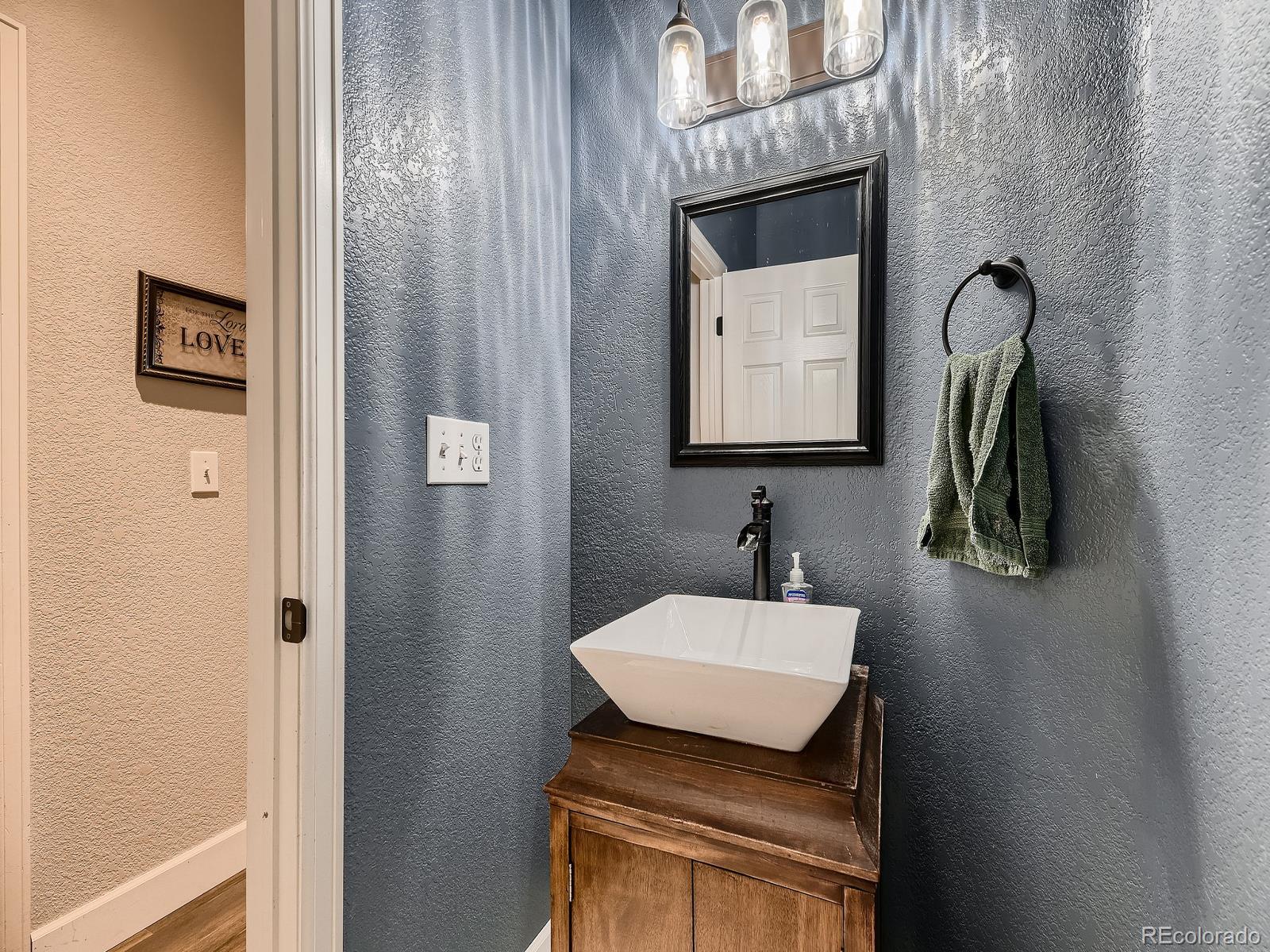 MLS Image #12 for 2010  saddleback drive,castle rock, Colorado
