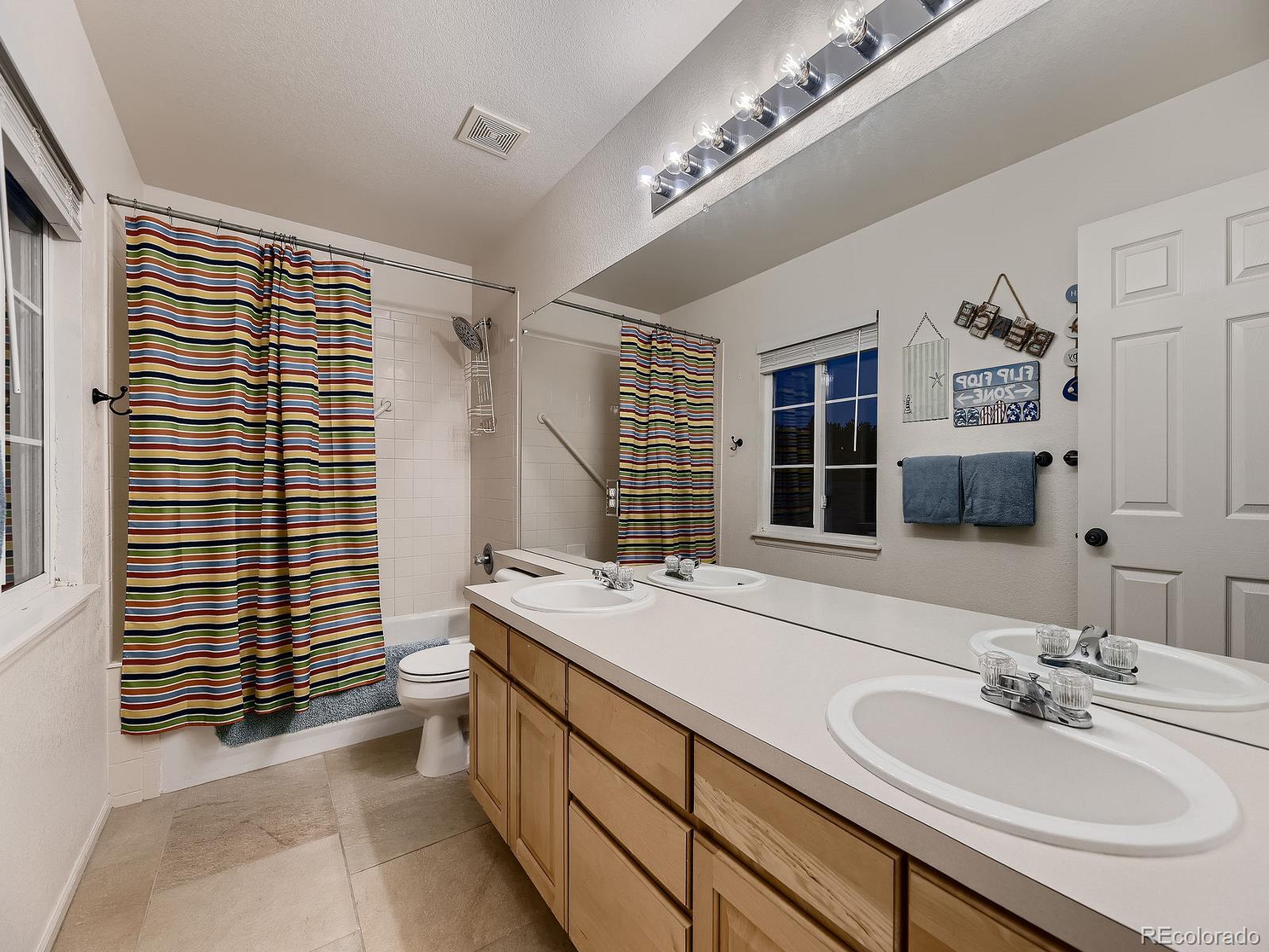 MLS Image #18 for 2010  saddleback drive,castle rock, Colorado
