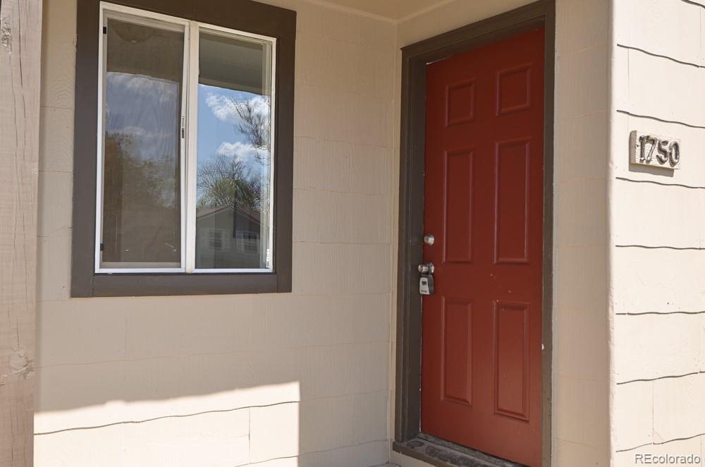 MLS Image #2 for 1750  jamaica street,aurora, Colorado