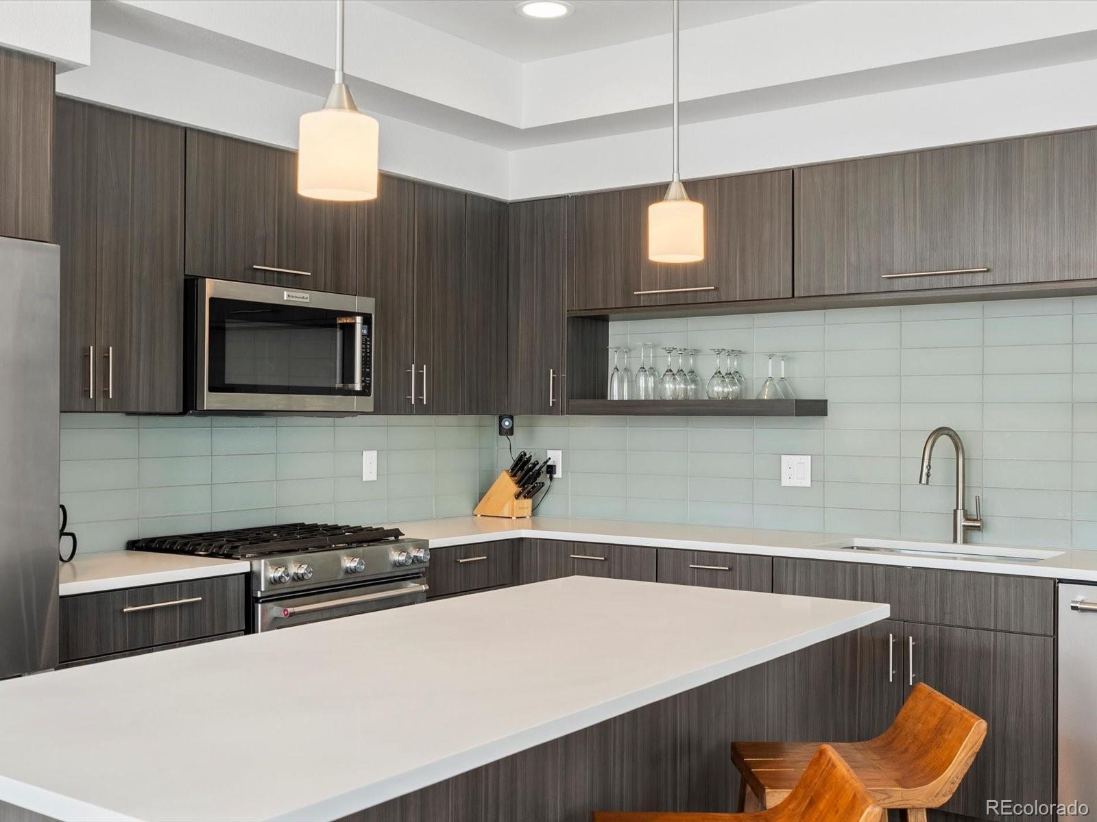 MLS Image #11 for 1568  wolff street,denver, Colorado