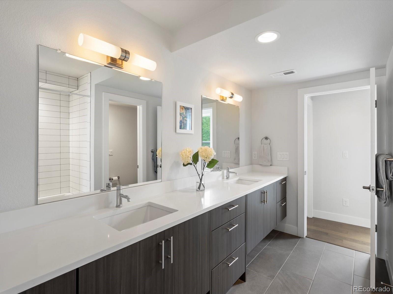 MLS Image #24 for 1568  wolff street,denver, Colorado