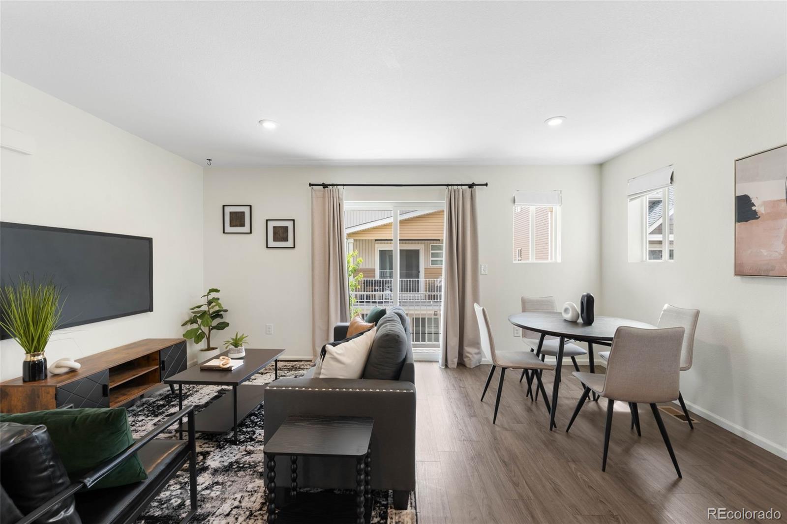 MLS Image #4 for 17767 e 54th avenue,denver, Colorado