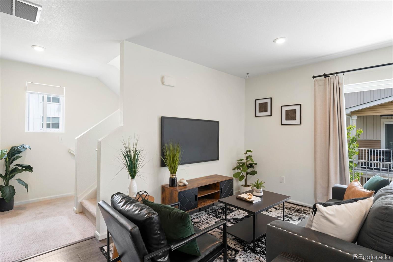 MLS Image #5 for 17767 e 54th avenue,denver, Colorado