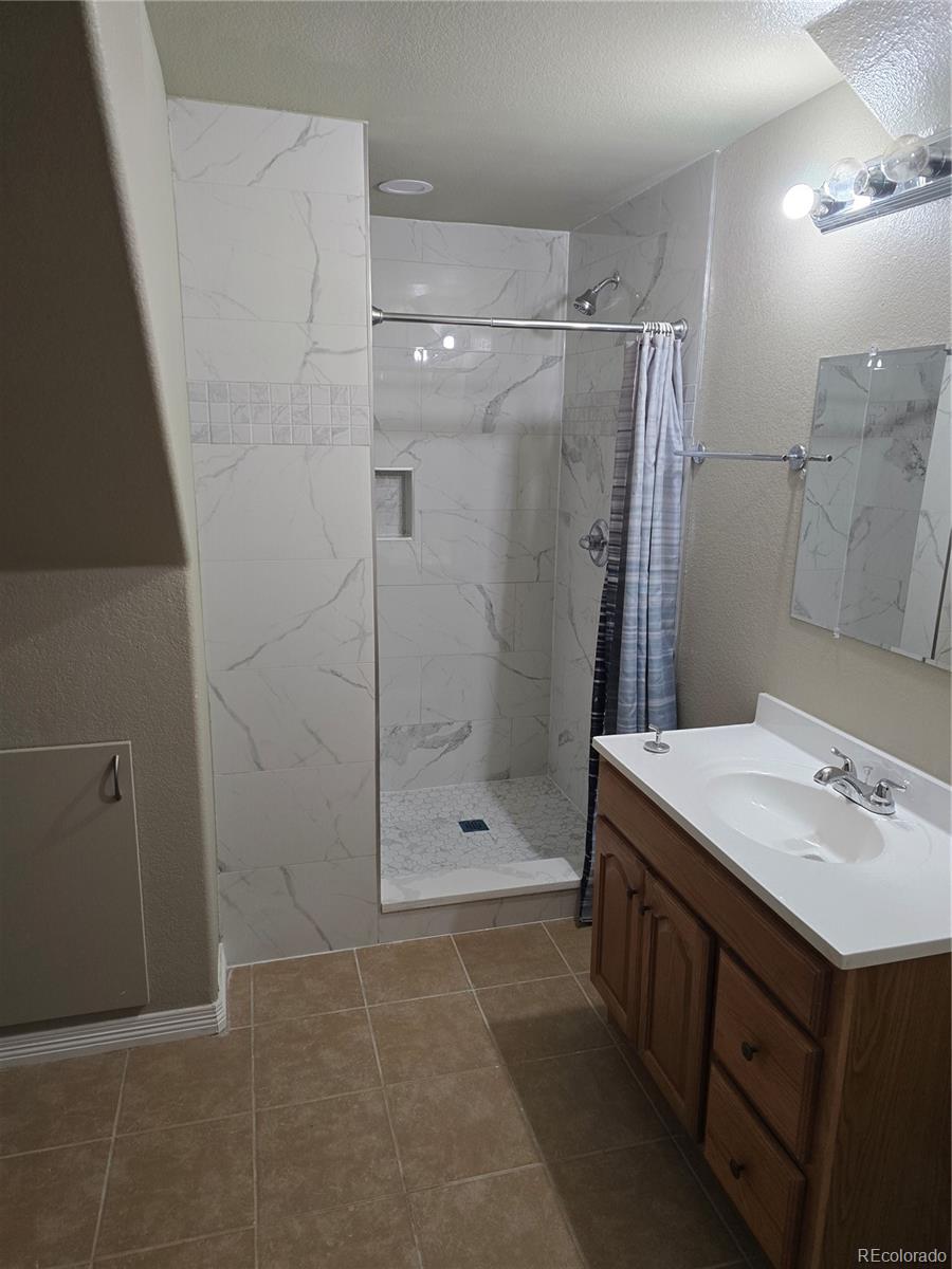 MLS Image #23 for 11811 e maplewood avenue,englewood, Colorado