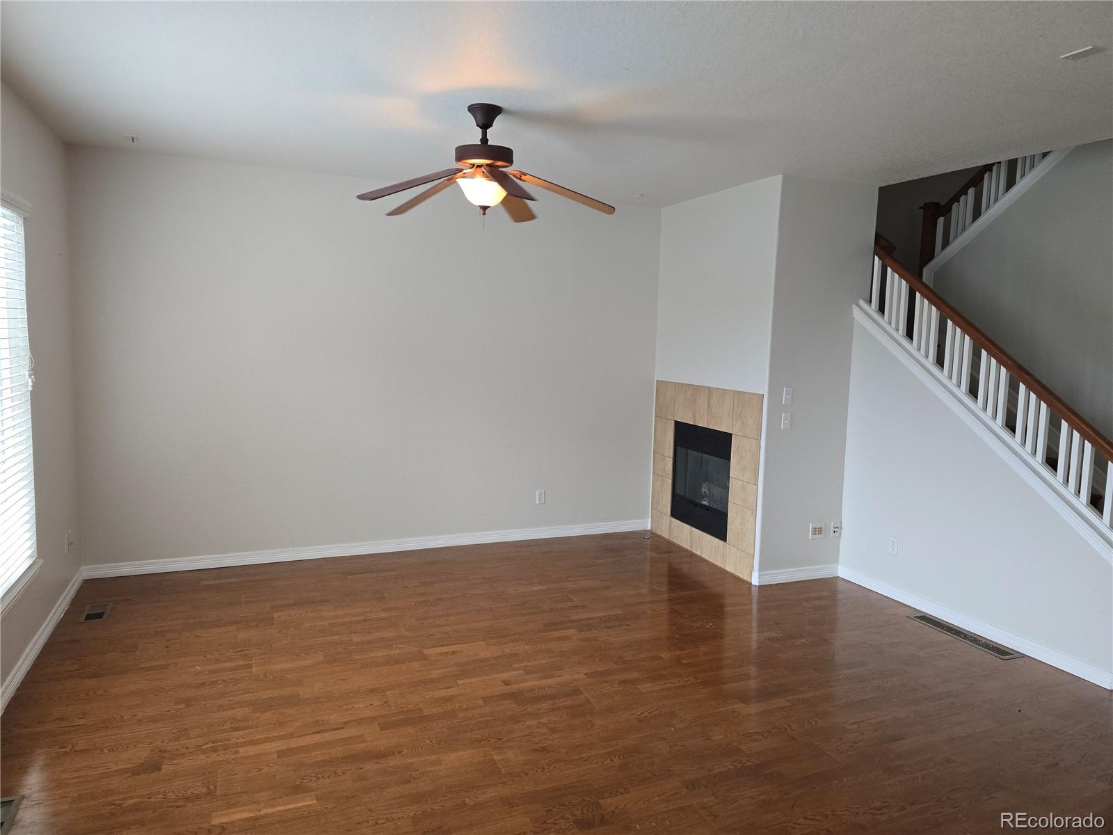 MLS Image #3 for 11811 e maplewood avenue,englewood, Colorado