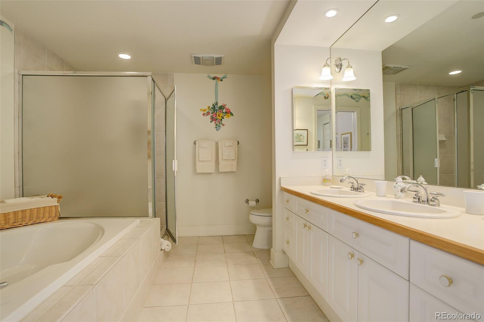MLS Image #17 for 300  hudson street,denver, Colorado
