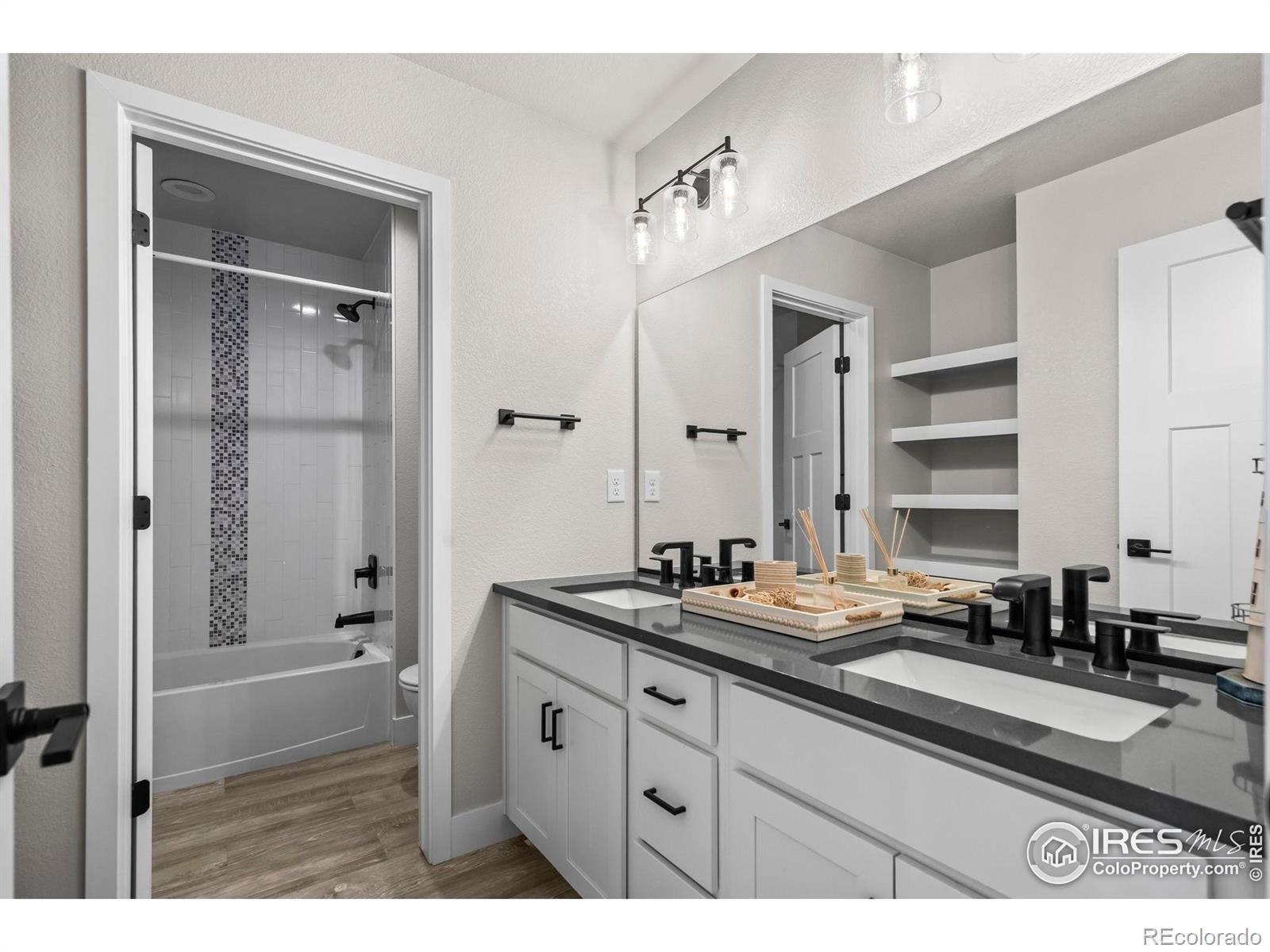 MLS Image #18 for 597  red jewel drive,windsor, Colorado
