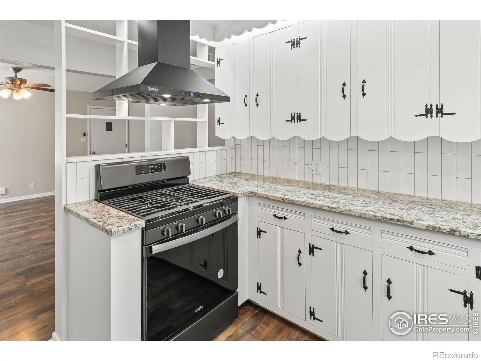 MLS Image #10 for 647 w 2nd street,loveland, Colorado