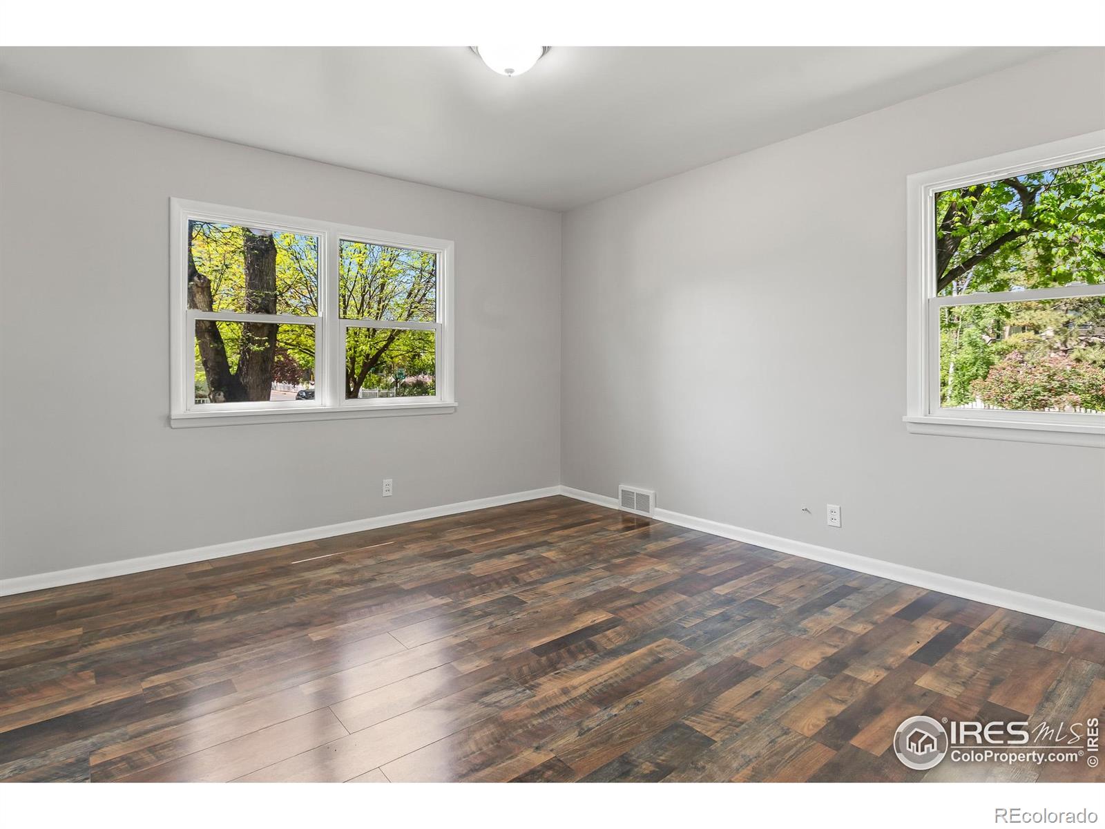 MLS Image #12 for 647 w 2nd street,loveland, Colorado