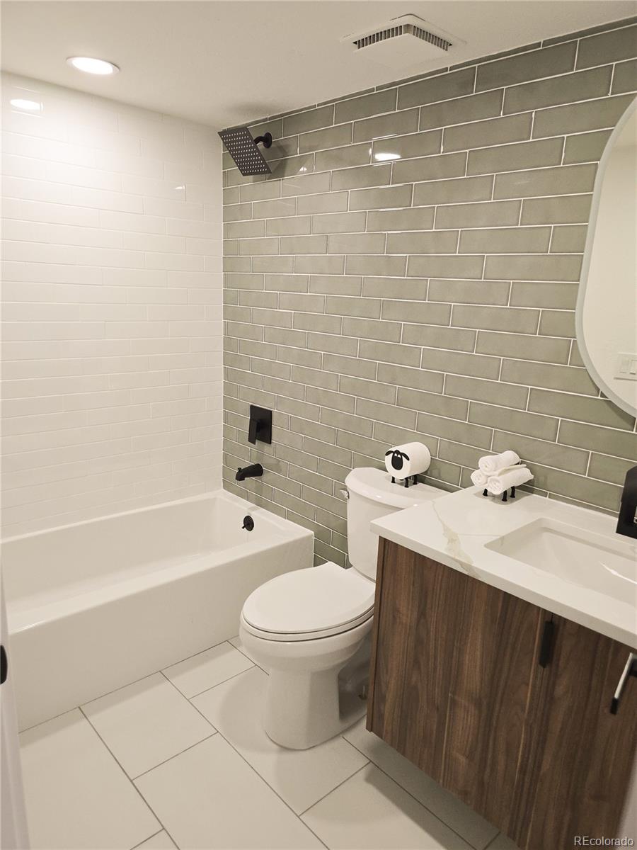 MLS Image #14 for 17361 e mansfield avenue,aurora, Colorado