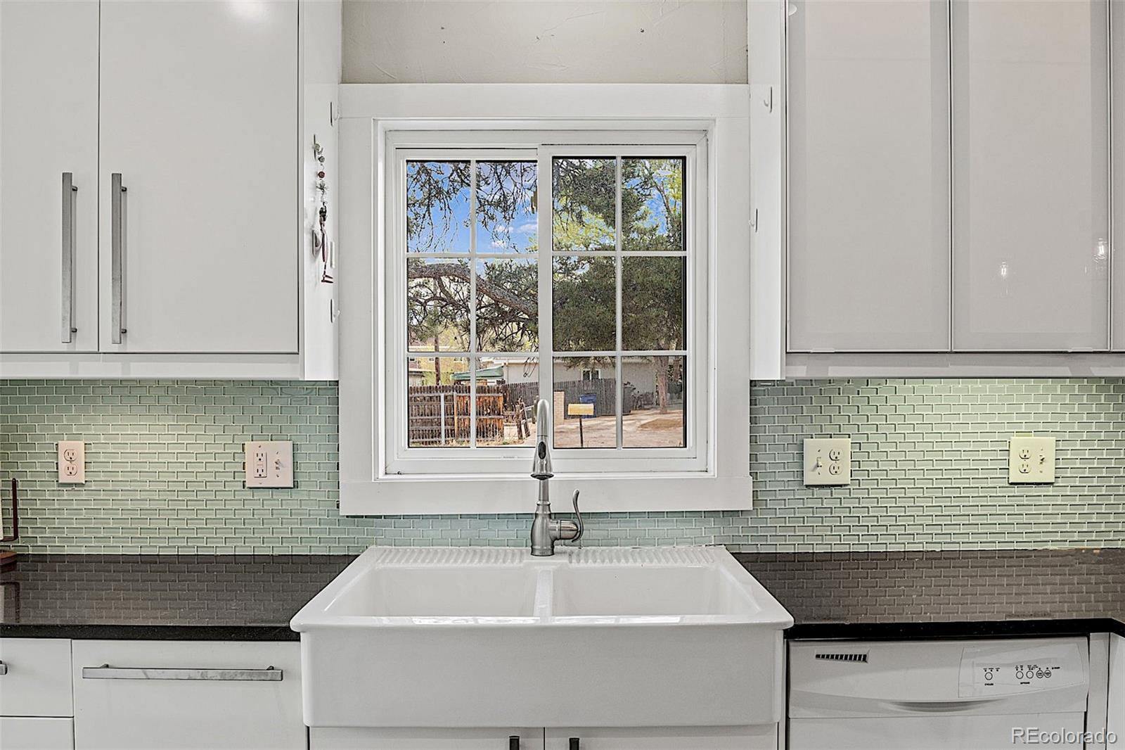 MLS Image #11 for 825  hill road court,colorado springs, Colorado