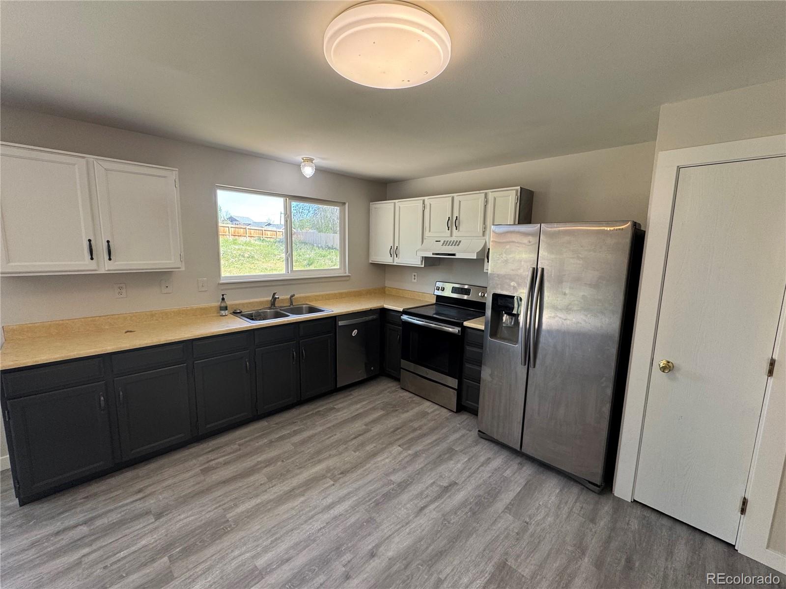 MLS Image #3 for 8491 w star circle,littleton, Colorado