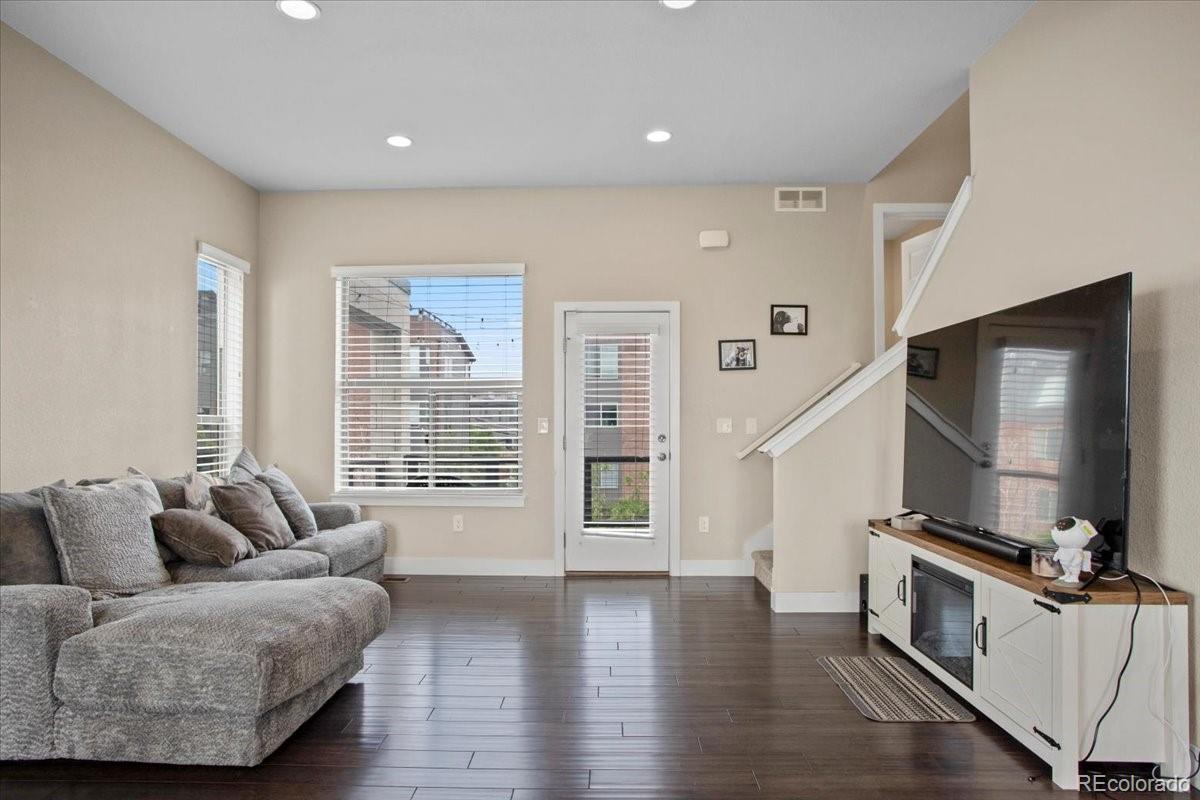 MLS Image #9 for 2521  moline street,aurora, Colorado