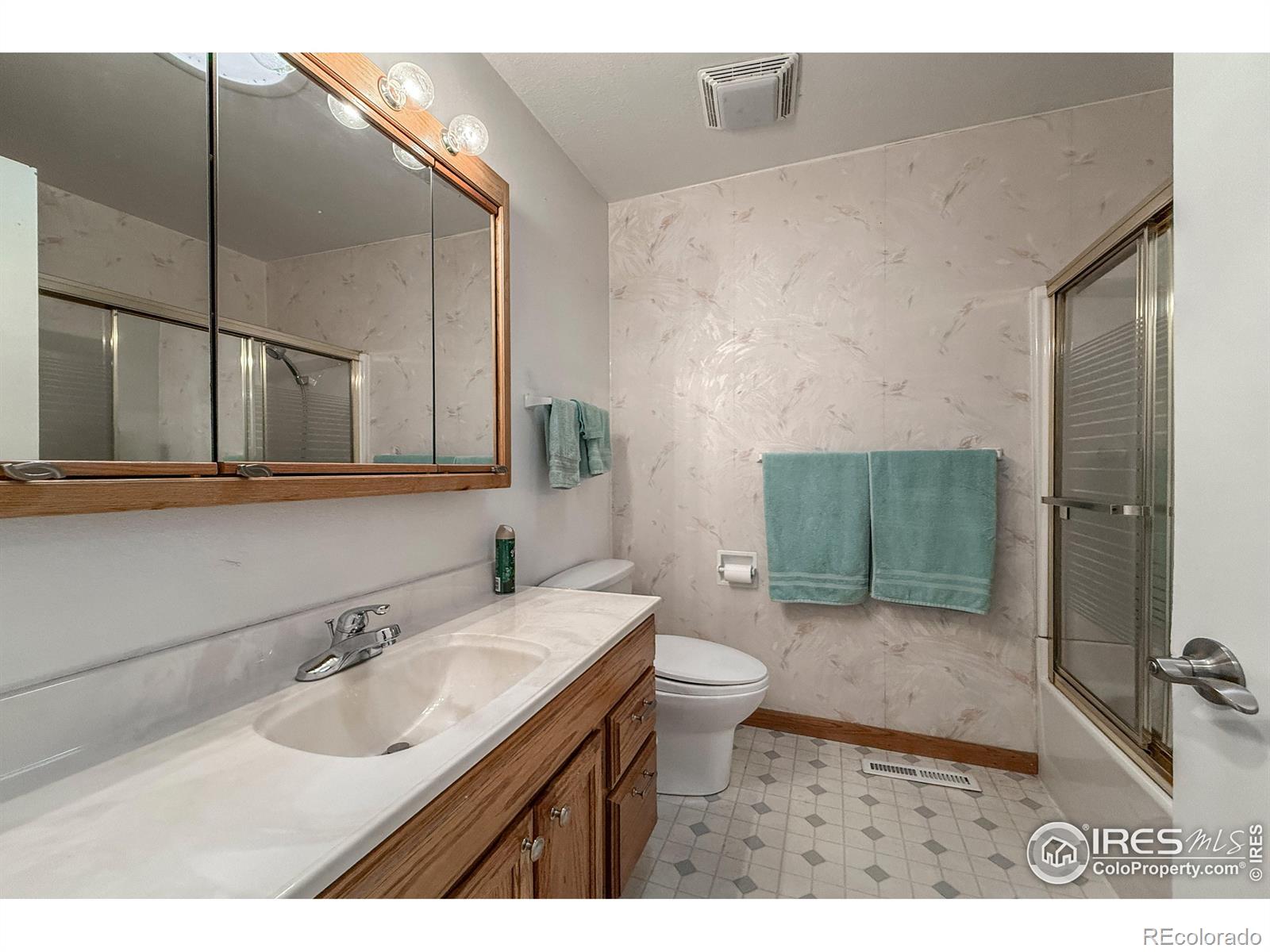 MLS Image #12 for 1241  river glen way,berthoud, Colorado