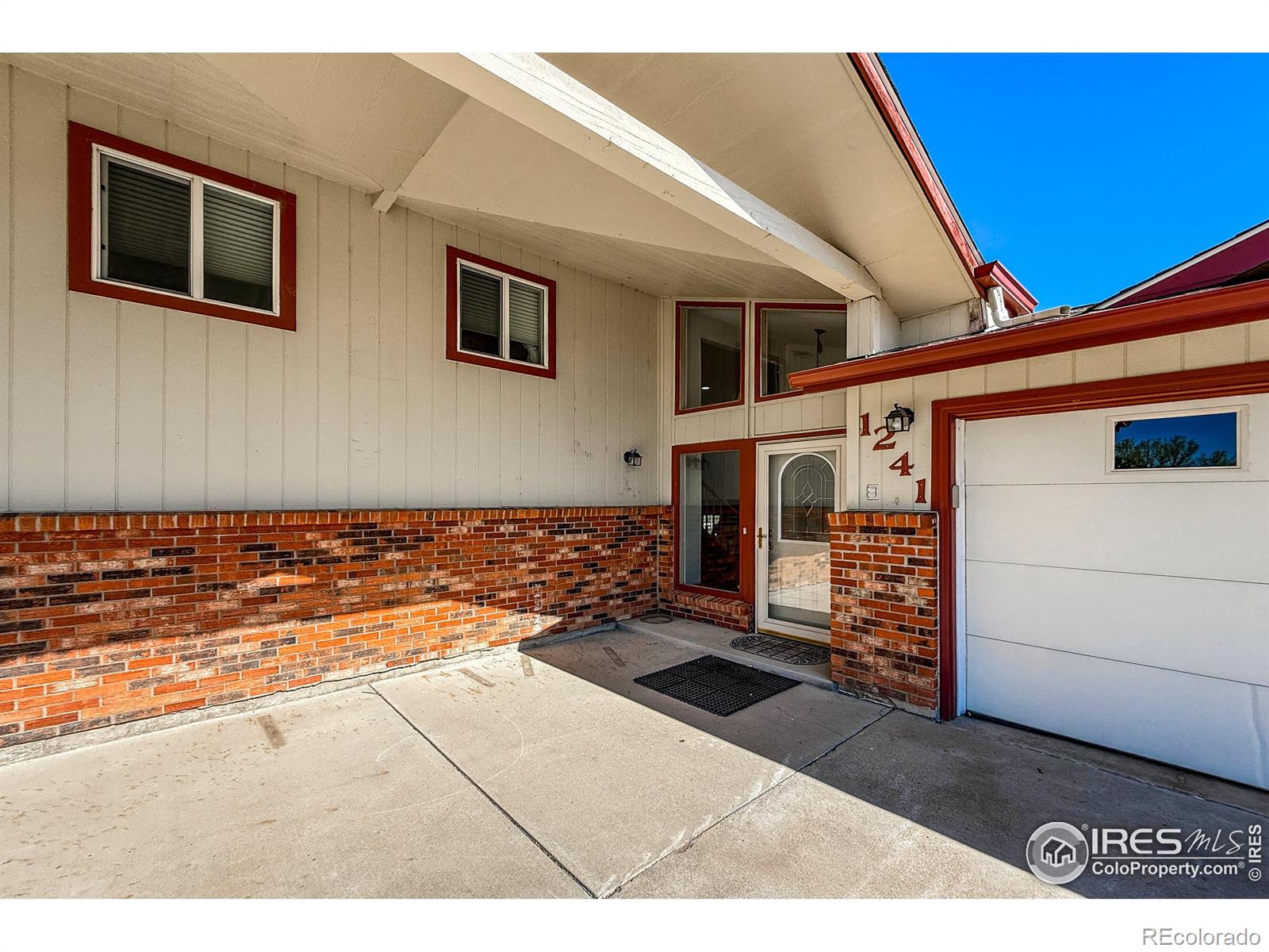 MLS Image #2 for 1241  river glen way,berthoud, Colorado