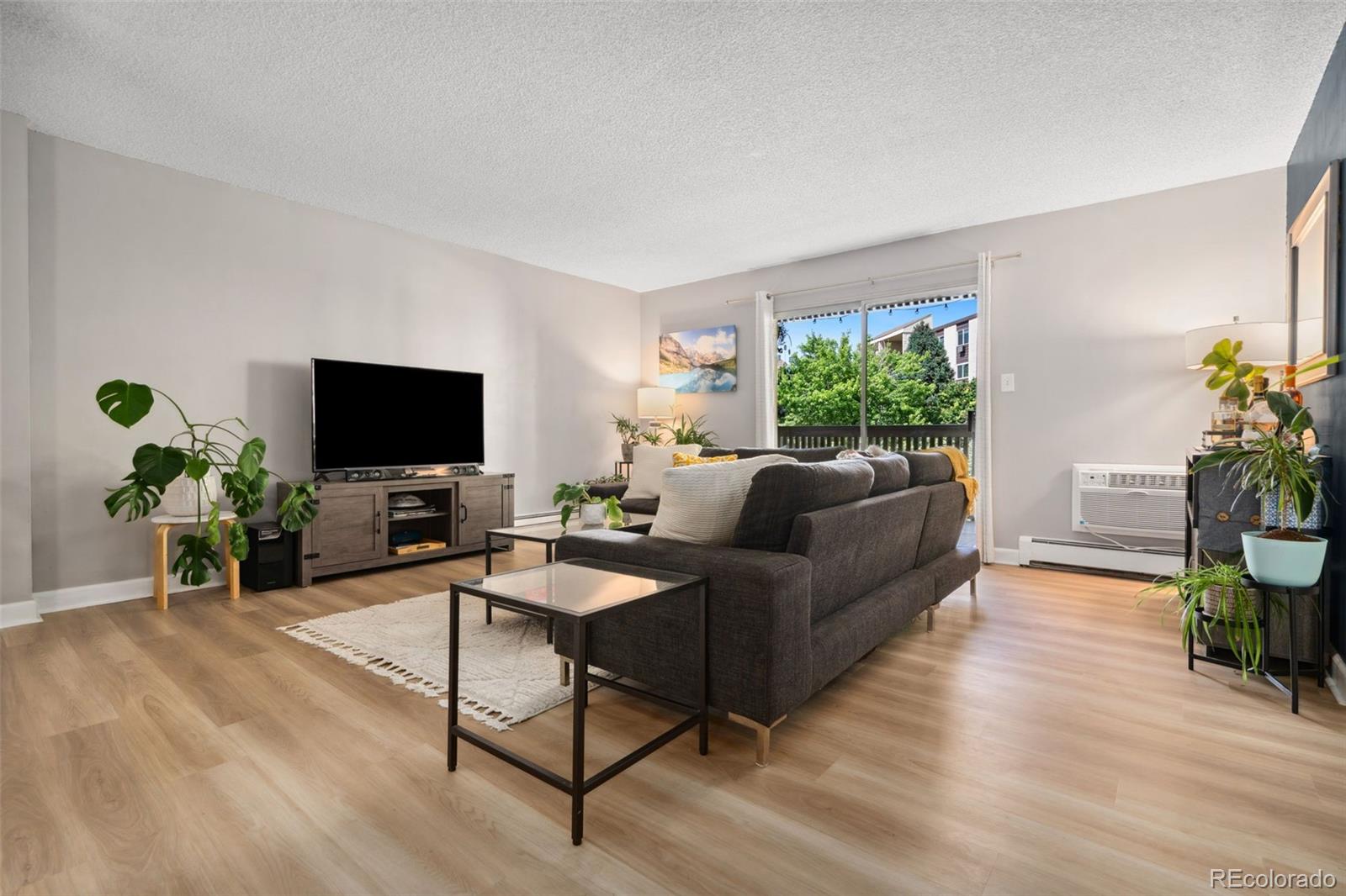 MLS Image #5 for 7040 e girard avenue,denver, Colorado