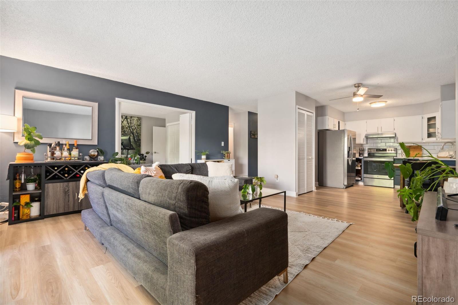 MLS Image #6 for 7040 e girard avenue,denver, Colorado