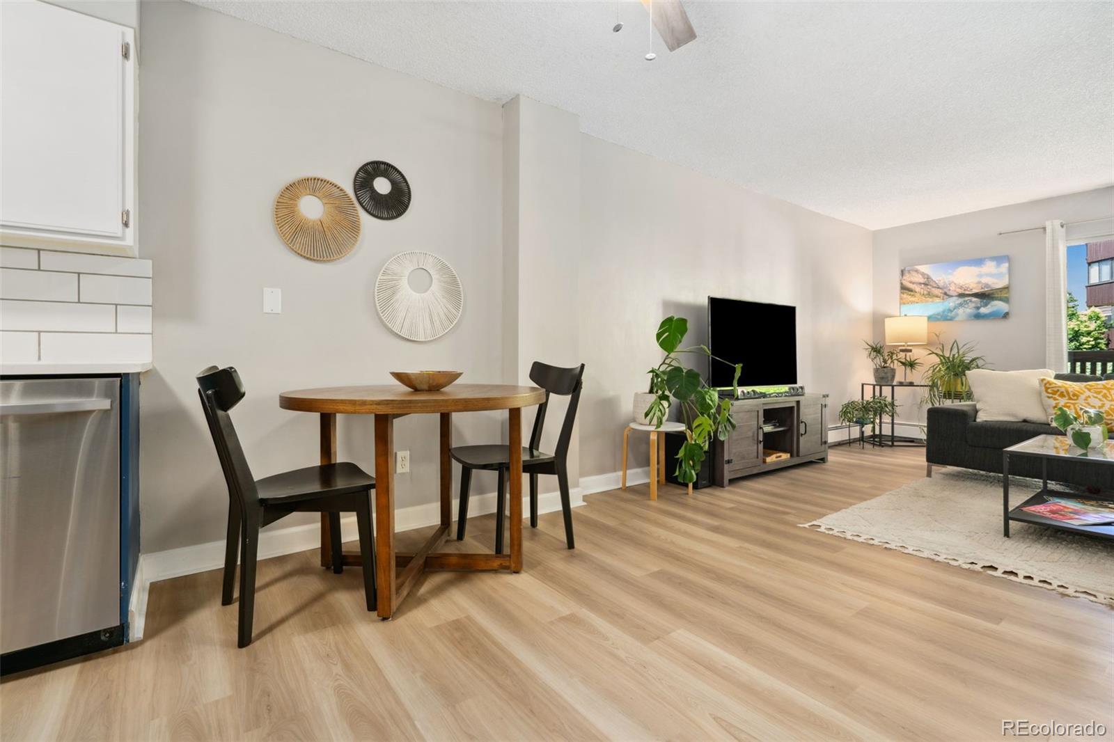 MLS Image #7 for 7040 e girard avenue,denver, Colorado