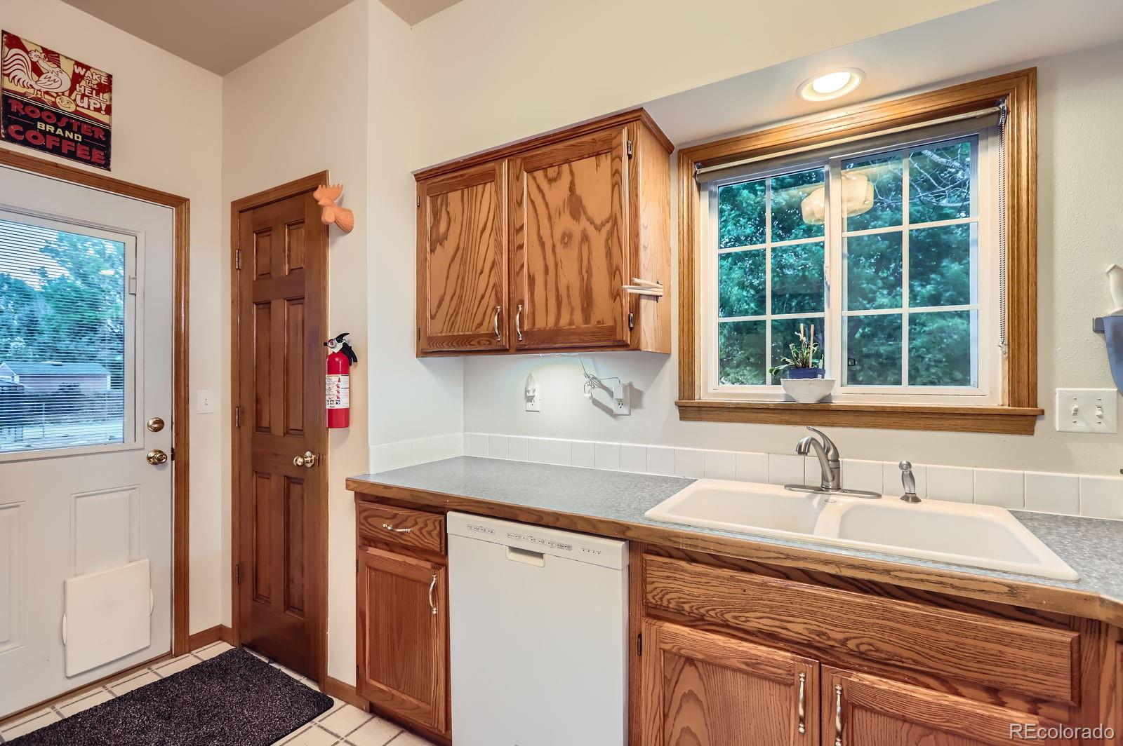 MLS Image #12 for 218 e colorado avenue,berthoud, Colorado