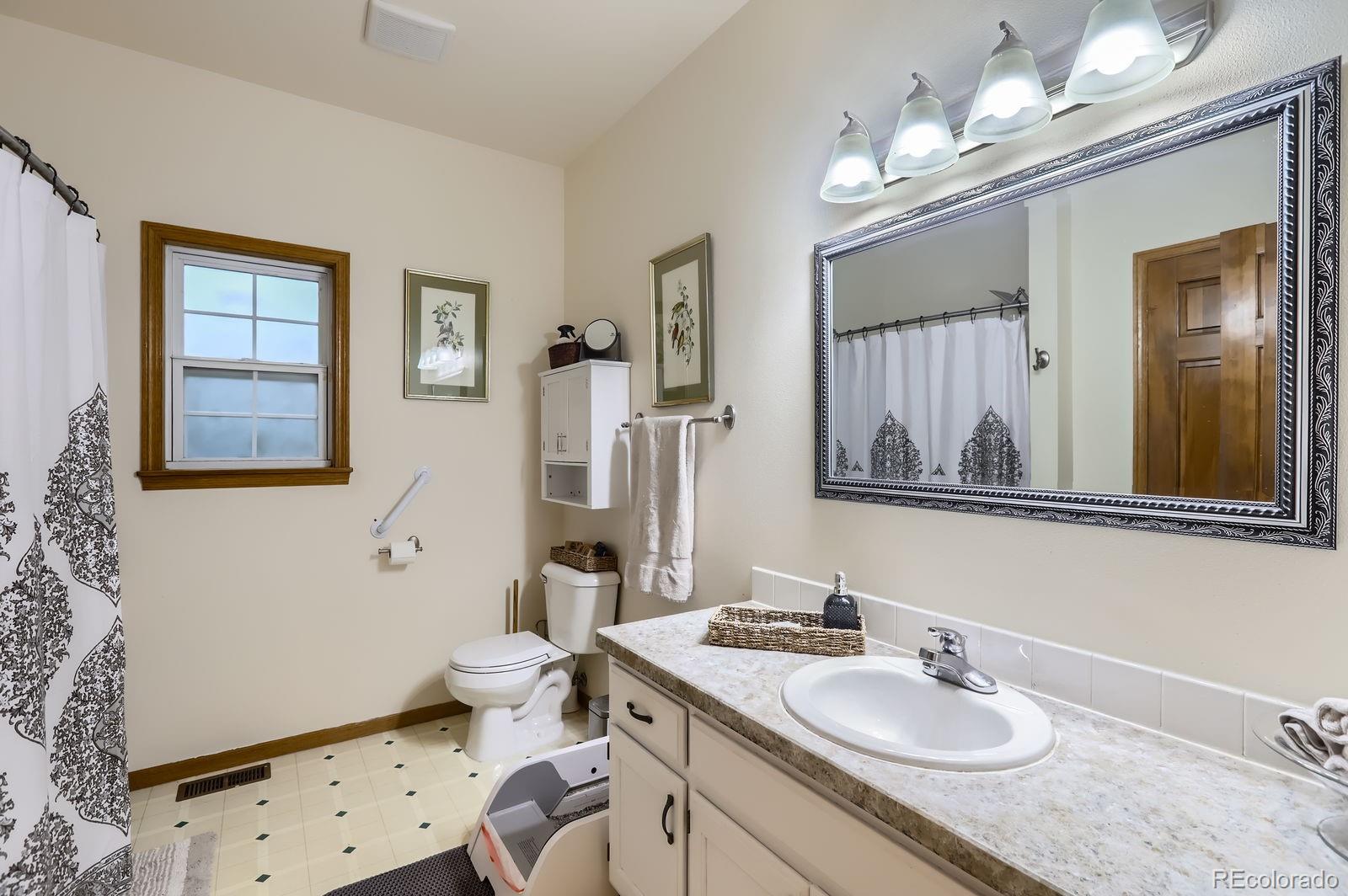 MLS Image #17 for 218 e colorado avenue,berthoud, Colorado