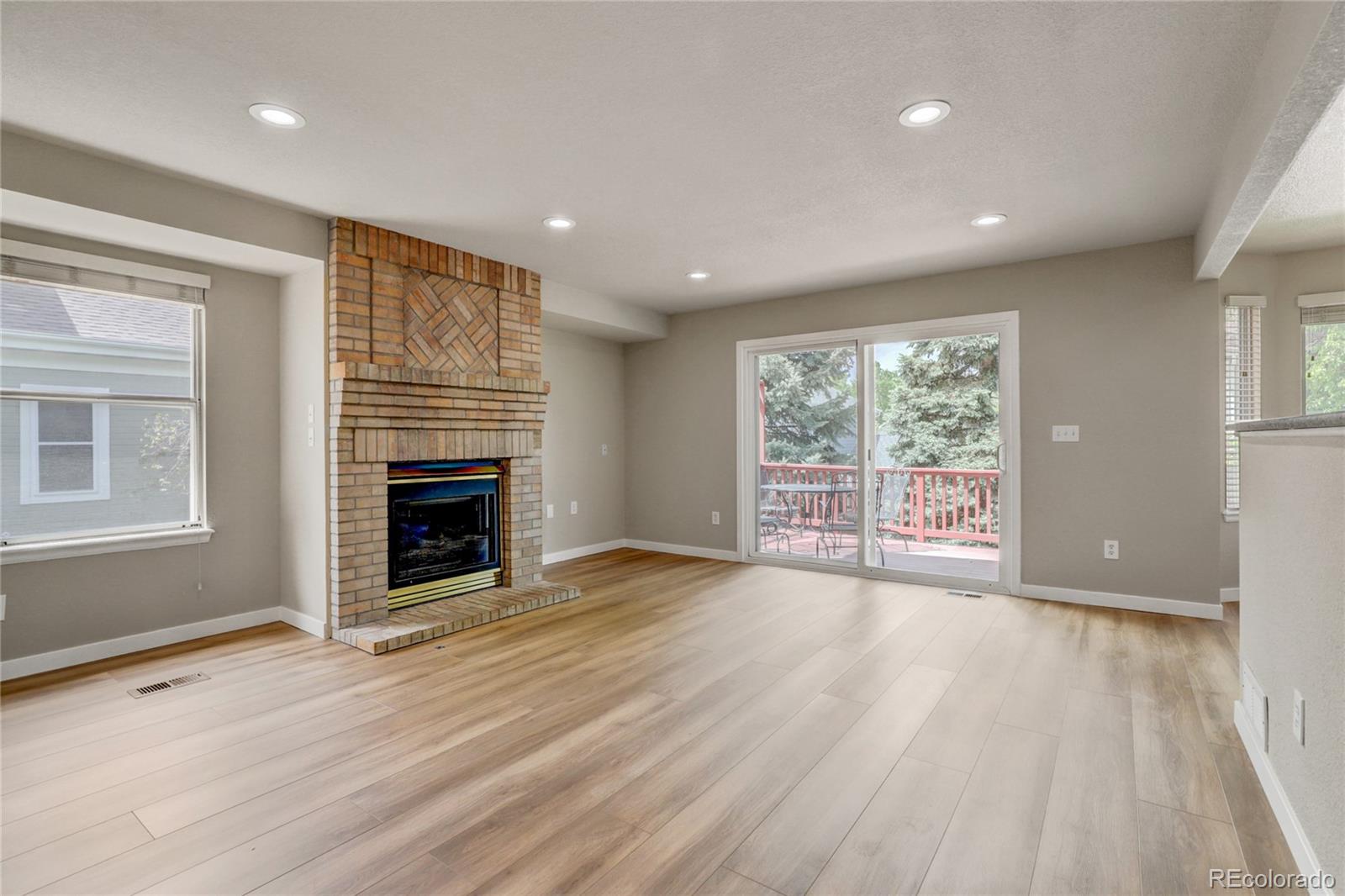 MLS Image #12 for 6735 w 97th circle,westminster, Colorado