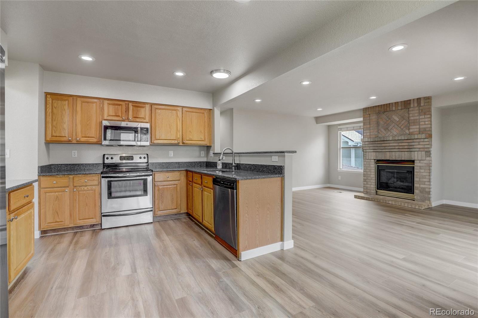 MLS Image #13 for 6735 w 97th circle,westminster, Colorado