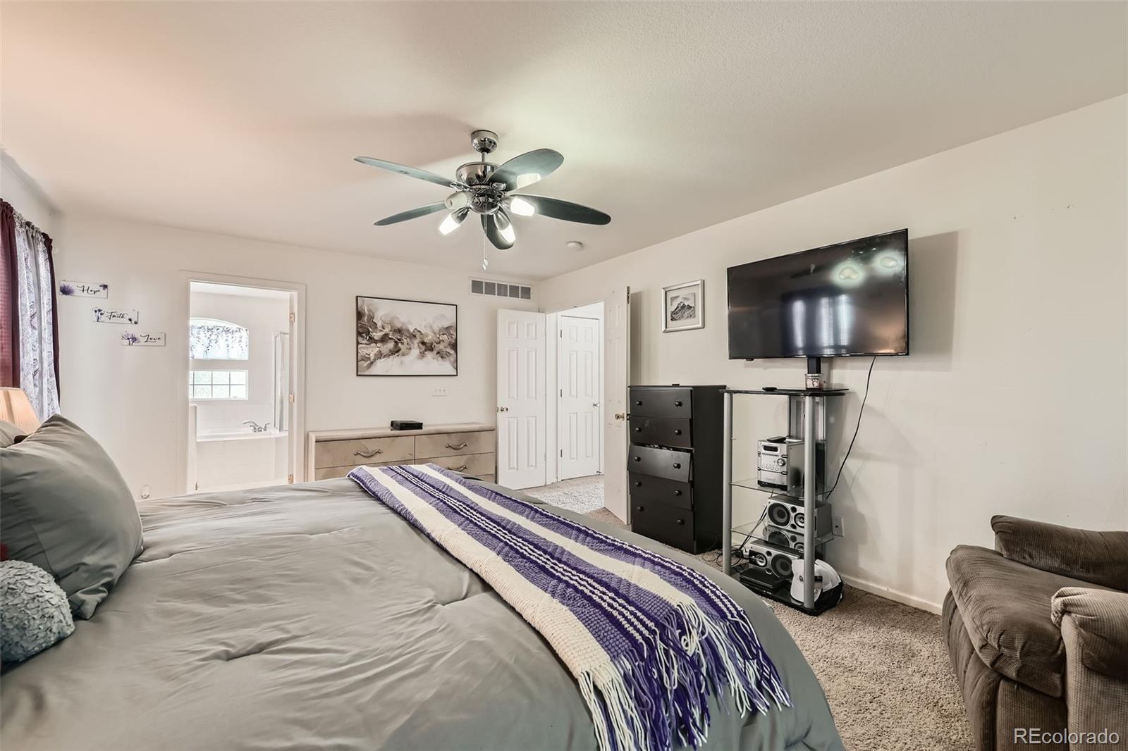 MLS Image #14 for 20000  mitchell place,denver, Colorado