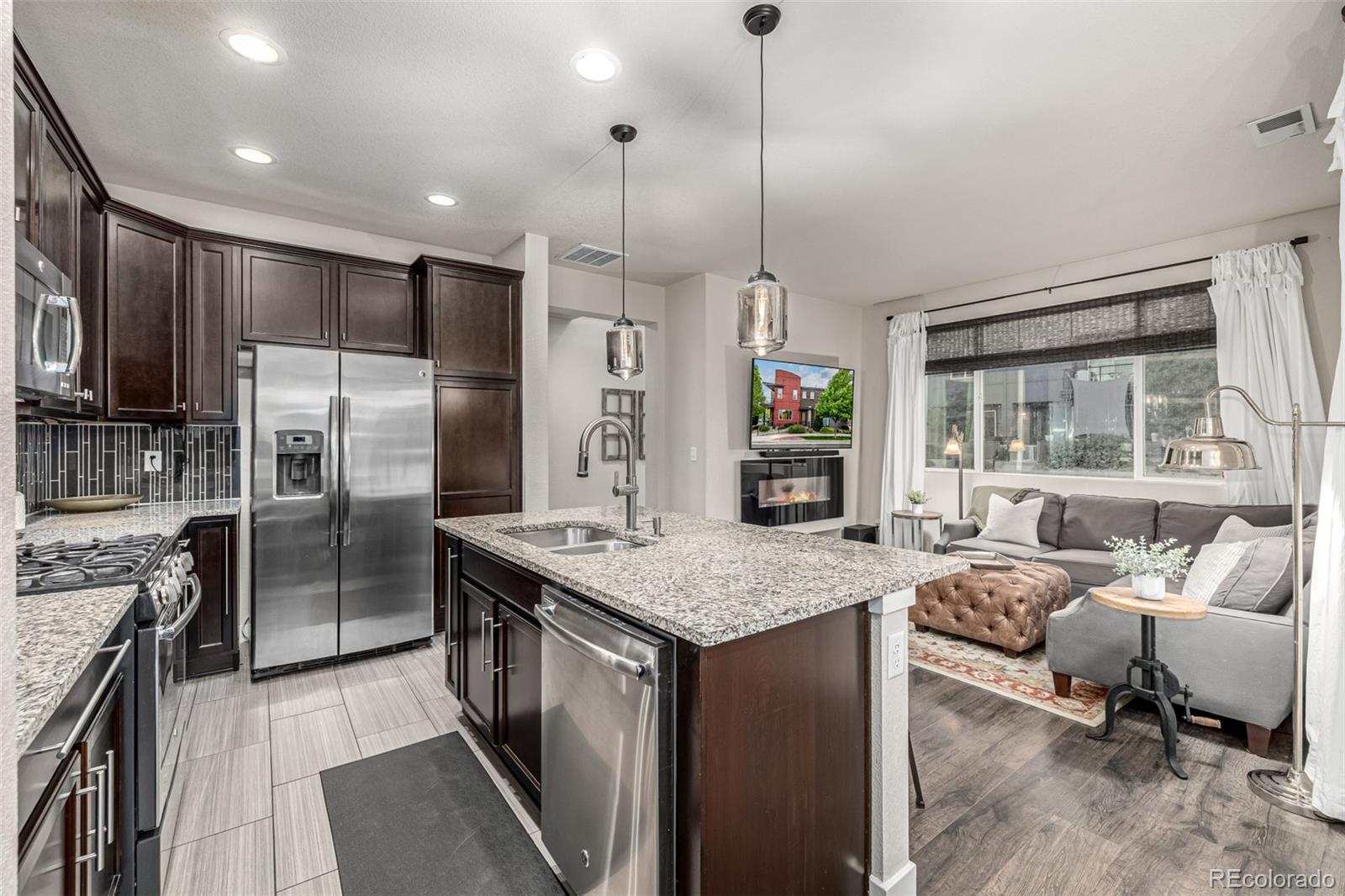 MLS Image #11 for 2110 w 67th place,denver, Colorado
