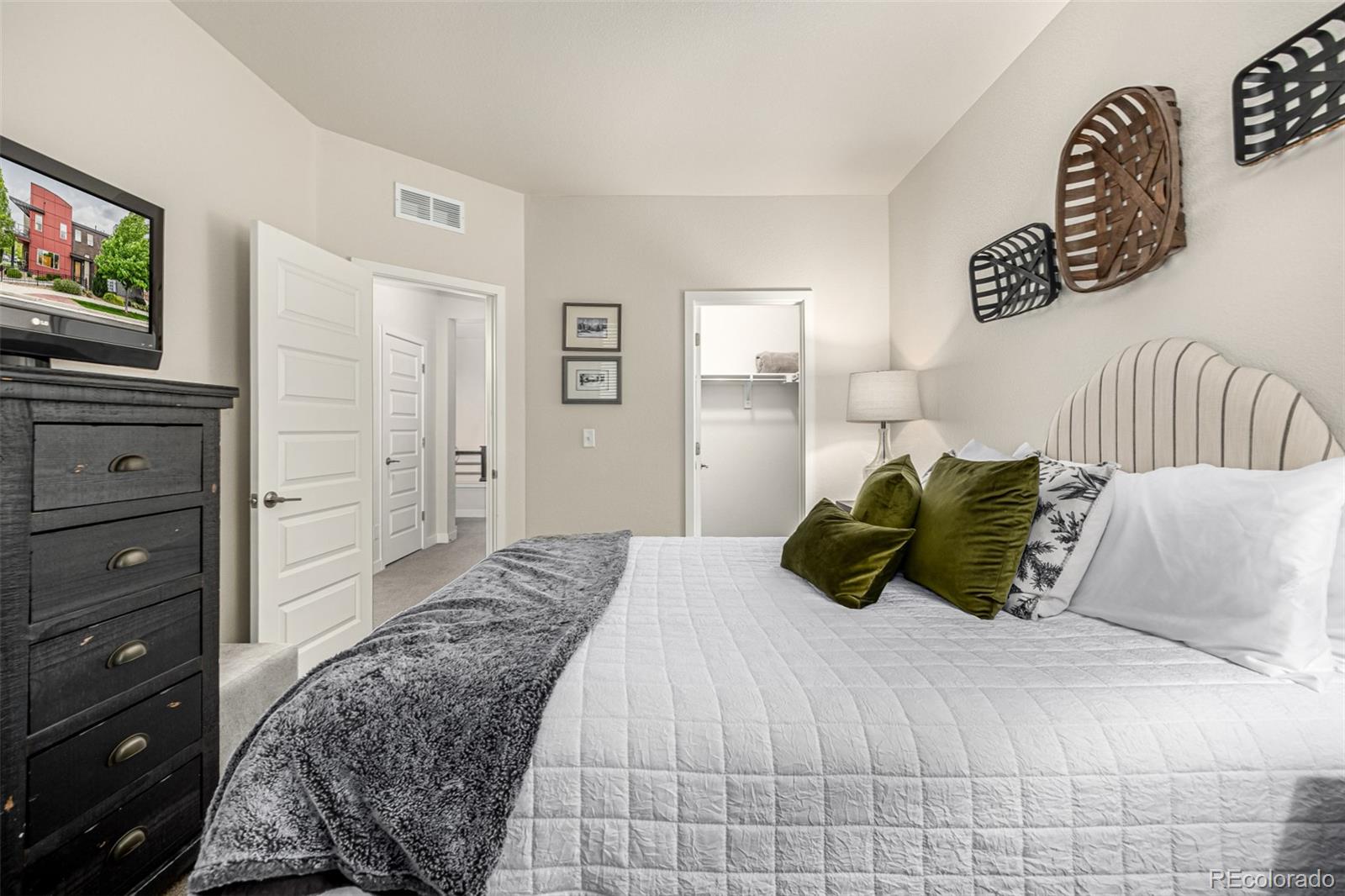 MLS Image #29 for 2110 w 67th place,denver, Colorado