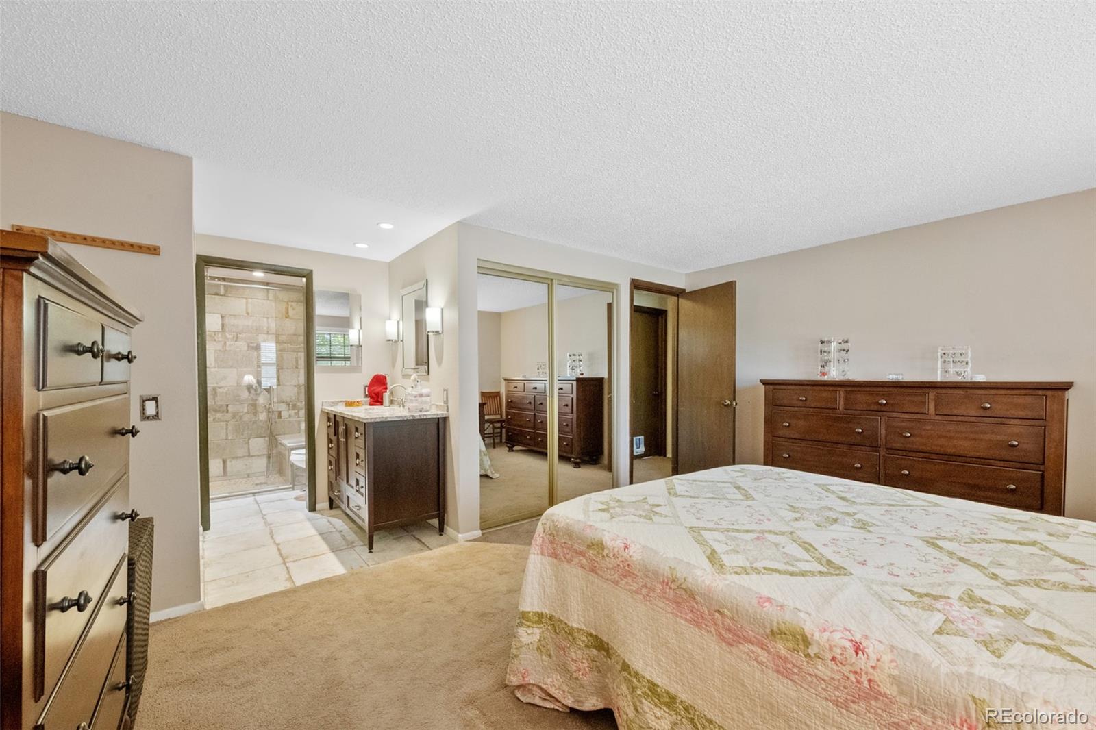MLS Image #15 for 7659 s rosemary circle,centennial, Colorado