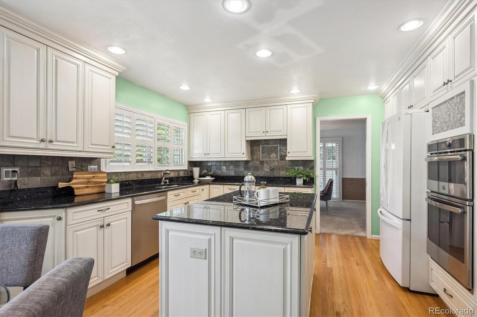 MLS Image #11 for 7190 s poplar court,centennial, Colorado