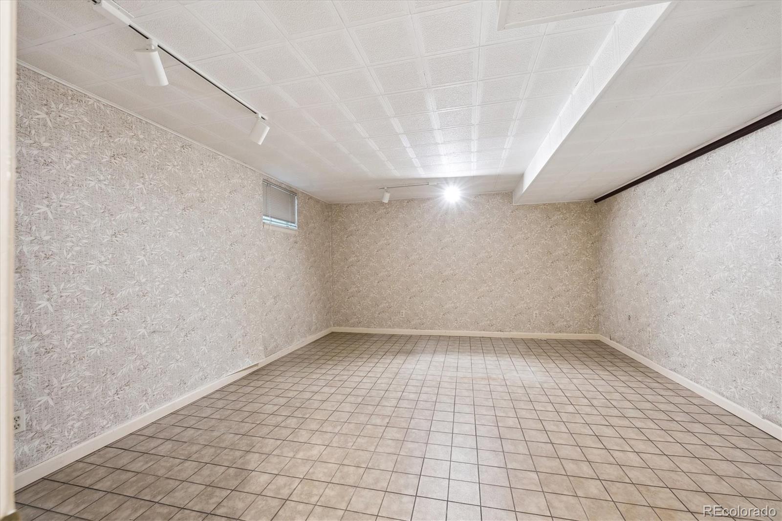 MLS Image #33 for 7190 s poplar court,centennial, Colorado
