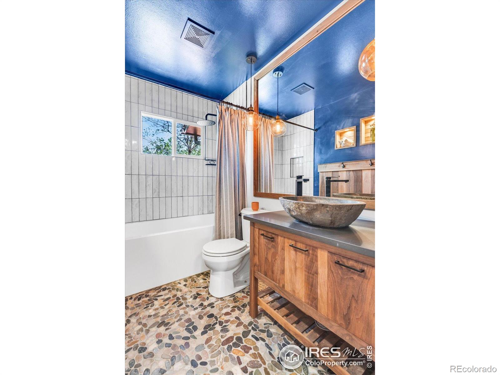 MLS Image #17 for 1407 s terry street,longmont, Colorado