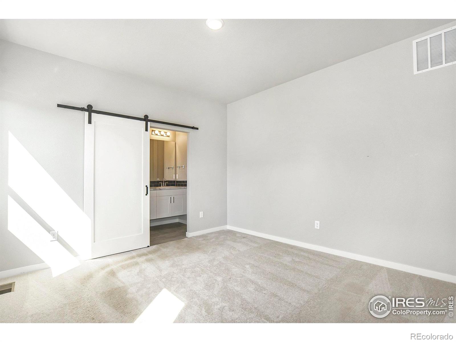 MLS Image #6 for 502  pronghorn court,wiggins, Colorado