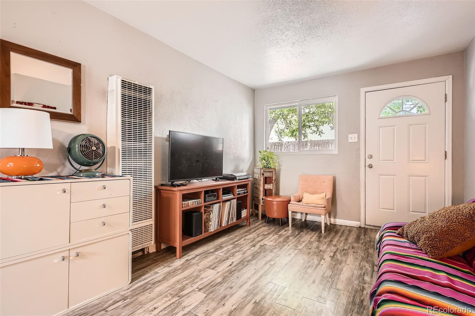 MLS Image #5 for 2955 n gilpin street,denver, Colorado