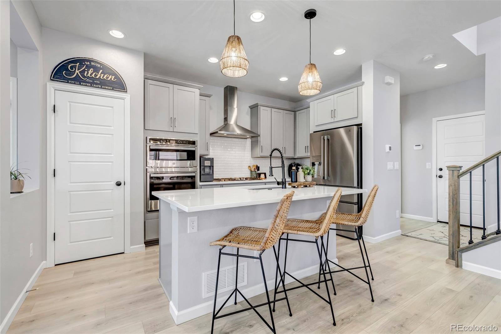 MLS Image #10 for 8049  monte vista circle,littleton, Colorado