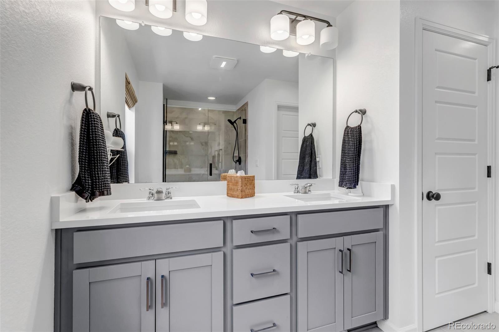 MLS Image #28 for 8049  monte vista circle,littleton, Colorado