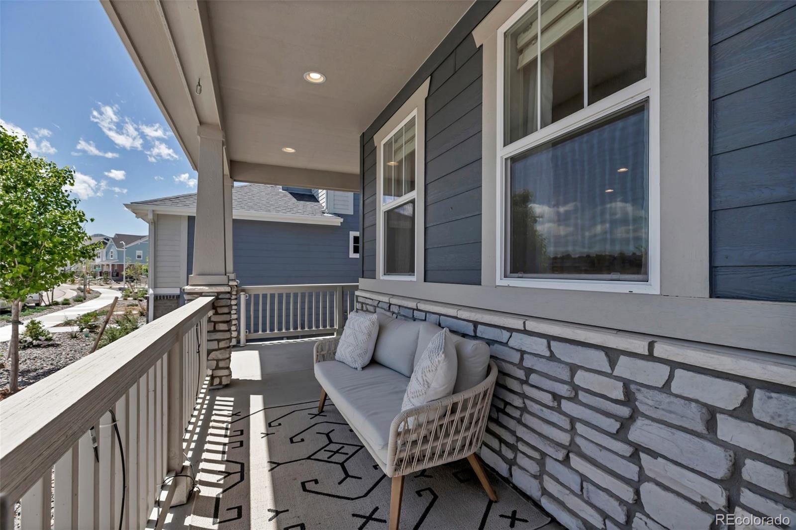 MLS Image #3 for 8049  monte vista circle,littleton, Colorado