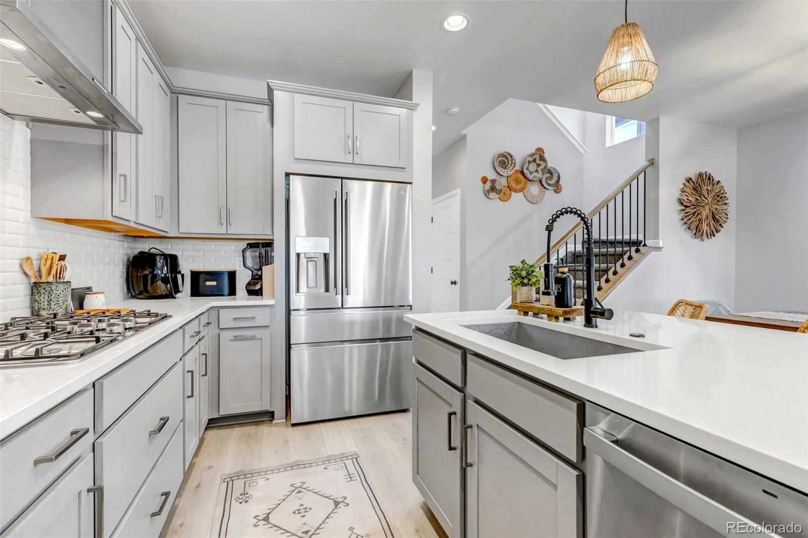 MLS Image #6 for 8049  monte vista circle,littleton, Colorado