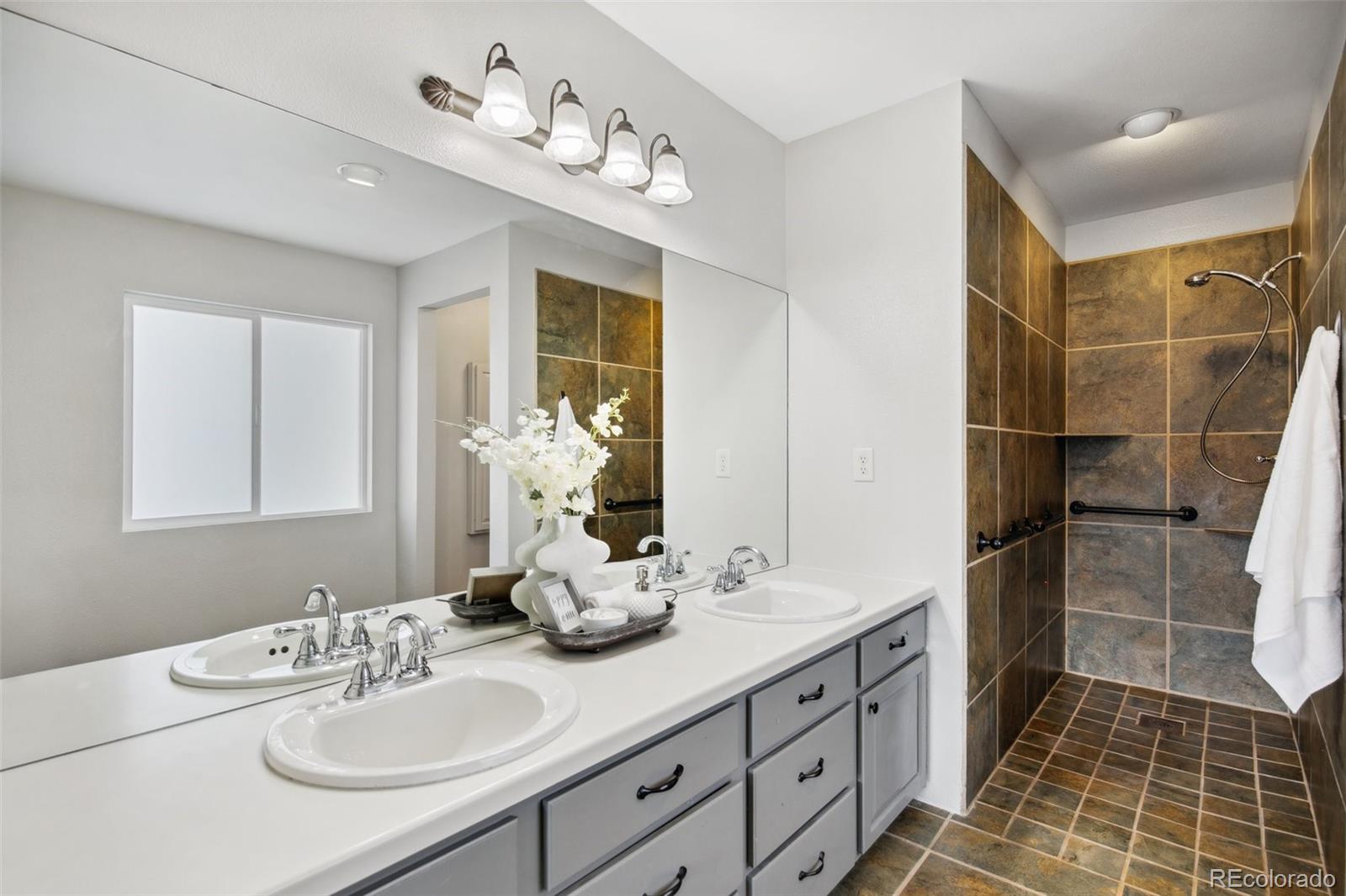 MLS Image #15 for 393  homeland court,colorado springs, Colorado