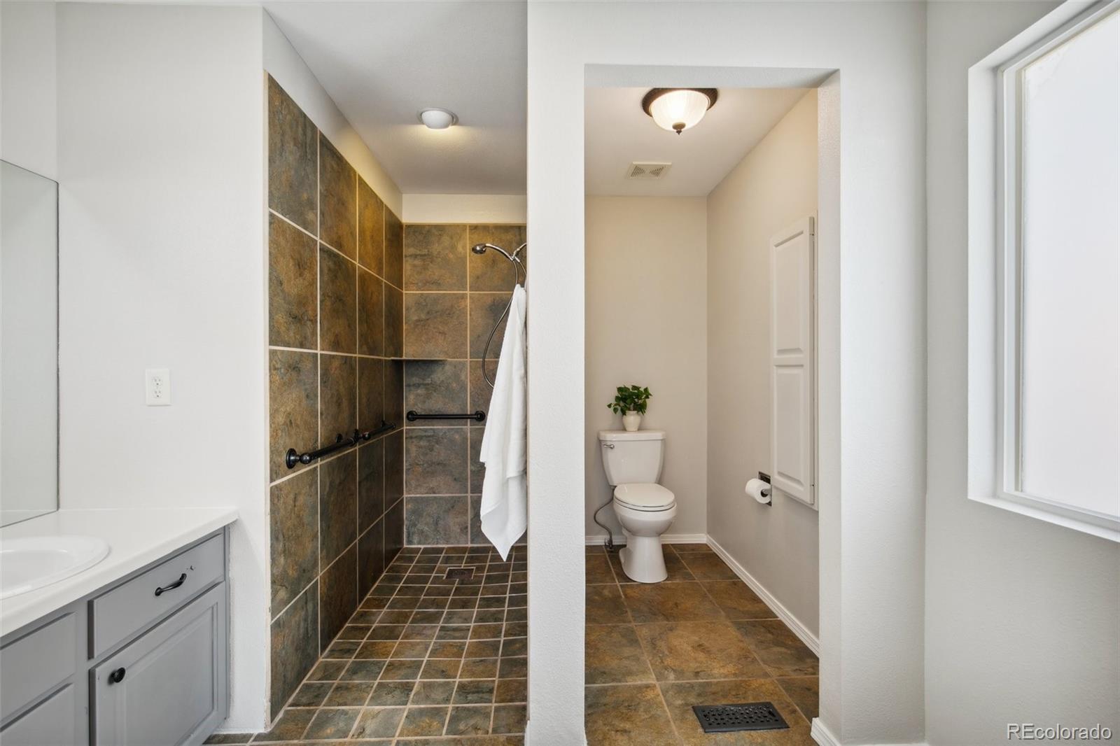 MLS Image #16 for 393  homeland court,colorado springs, Colorado